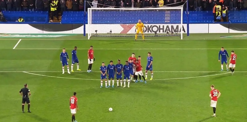 Đá phạt gián tiếp là một hình thức xử phạt trong bóng đá