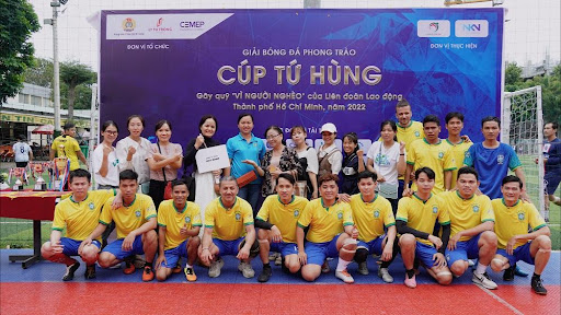 Giải tứ hùng là một trong những giải bóng đá mang tính giao hữu, giải phong trào 