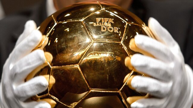 Ballon d'Or đã từng được sáp nhập tạm thời với giải Cầu thủ xuất sắc nhất thế giới của FIFA Ballon d'Or đã từng được sáp nhập tạm thời với giải Cầu thủ xuất sắc nhất thế giới của FIFA