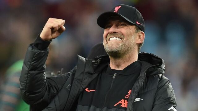 Jürgen Klopp là một huấn luyện viên đầy nhiệt huyết Jürgen Klopp là một huấn luyện viên đầy nhiệt huyết
