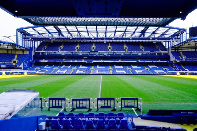 Stamford Bridge là sân nhà của Chelsea Stamford Bridge là sân nhà của Chelsea