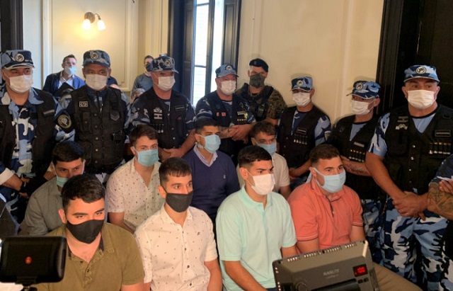 Hình ảnh xét xử 8 cầu thủ Argentina bị buộc tội giết người Hình ảnh xét xử 8 cầu thủ Argentina bị buộc tội giết người