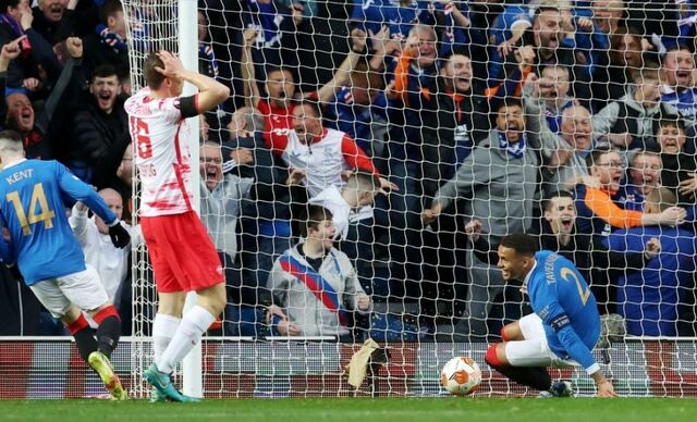 Hình thức thi đấu Europa League được quy định như thế nào Hình thức thi đấu Europa League được quy định như thế nào