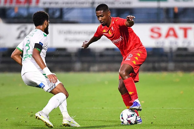 Đặc điểm của cầu thủ bóng đá Việt kiều