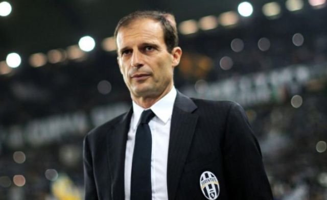 Massimiliano với mức lương 1,17 triệu euro mỗi tháng Massimiliano với mức lương 1,17 triệu euro mỗi tháng