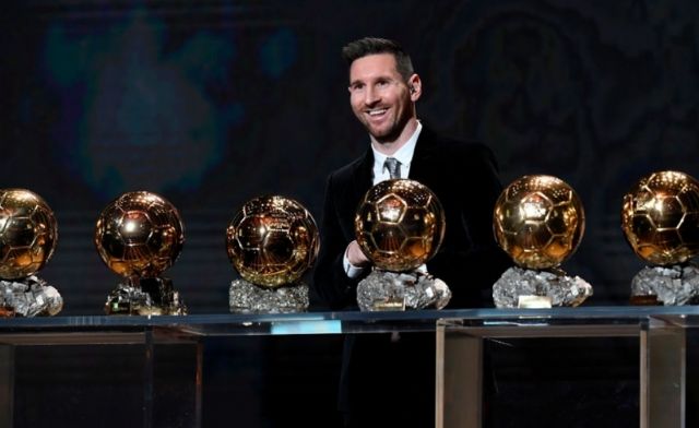 Quảng bóng vàng 2023 được trao cho Messi tại nhà hát Theatre du Chatele tai Paris, Pháp Quảng bóng vàng 2023 được trao cho Messi tại nhà hát Theatre du Chatele tai Paris, Pháp