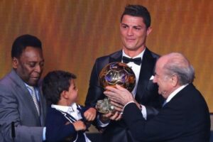 Dư luận xôn xao về phát biểu của Ronaldo về giải thưởng Quả Bóng Vàng