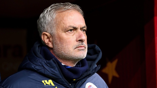 José Mourinho vẫn bị sa thải dù từng là người có chiến thuật tốt José Mourinho vẫn bị sa thải dù từng là người có chiến thuật tốt