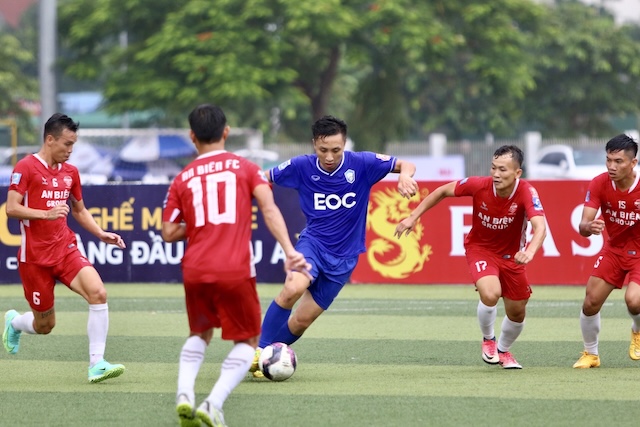 Bóng đá sân 7 là gì?