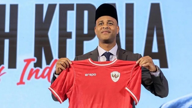 Patrick Kluivert - Huấn luyện viên Indonesia được bổ nhiệm thay thế Shin Tae-yong